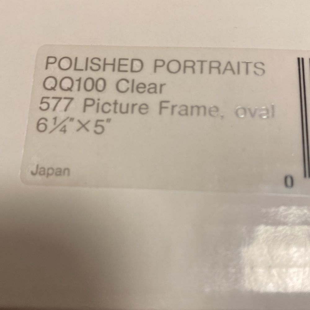 Mikasa picture frame . - Picture 5 of 6